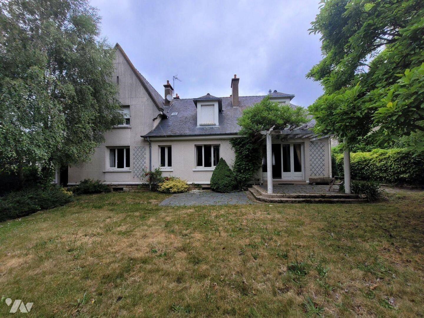 Maison à vendre, 356m², SAINT MEEN LE GRAND
