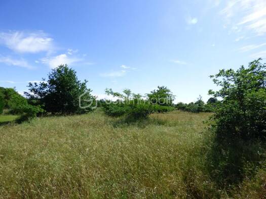 Terrain constructible à vendre 135 850 € 1 598 m² de terrain Saint-Jean-de-Marsacq 40230