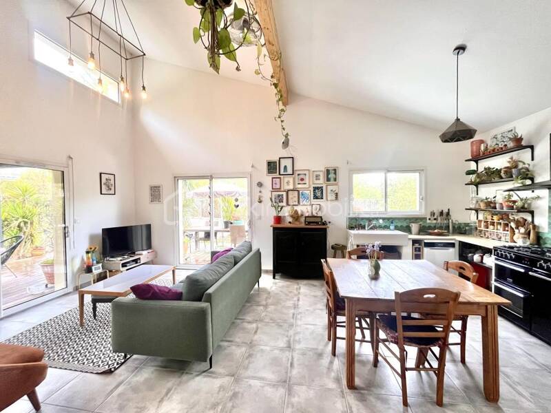 Maison à vendre, 102m², GRAYAN ET L'HOPITAL