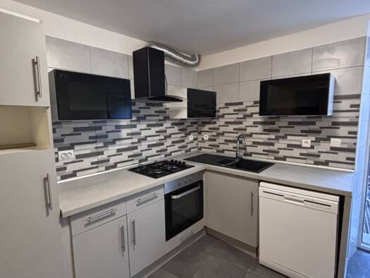 Maison à vendre 110 000 € 5 pièces 3 chambres 118 m² 40 m² de terrain Puichéric 11700