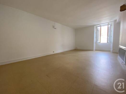Duplex à louer 890 € 3 pièces 2 chambres 60,8 m² RDC Limours 91470