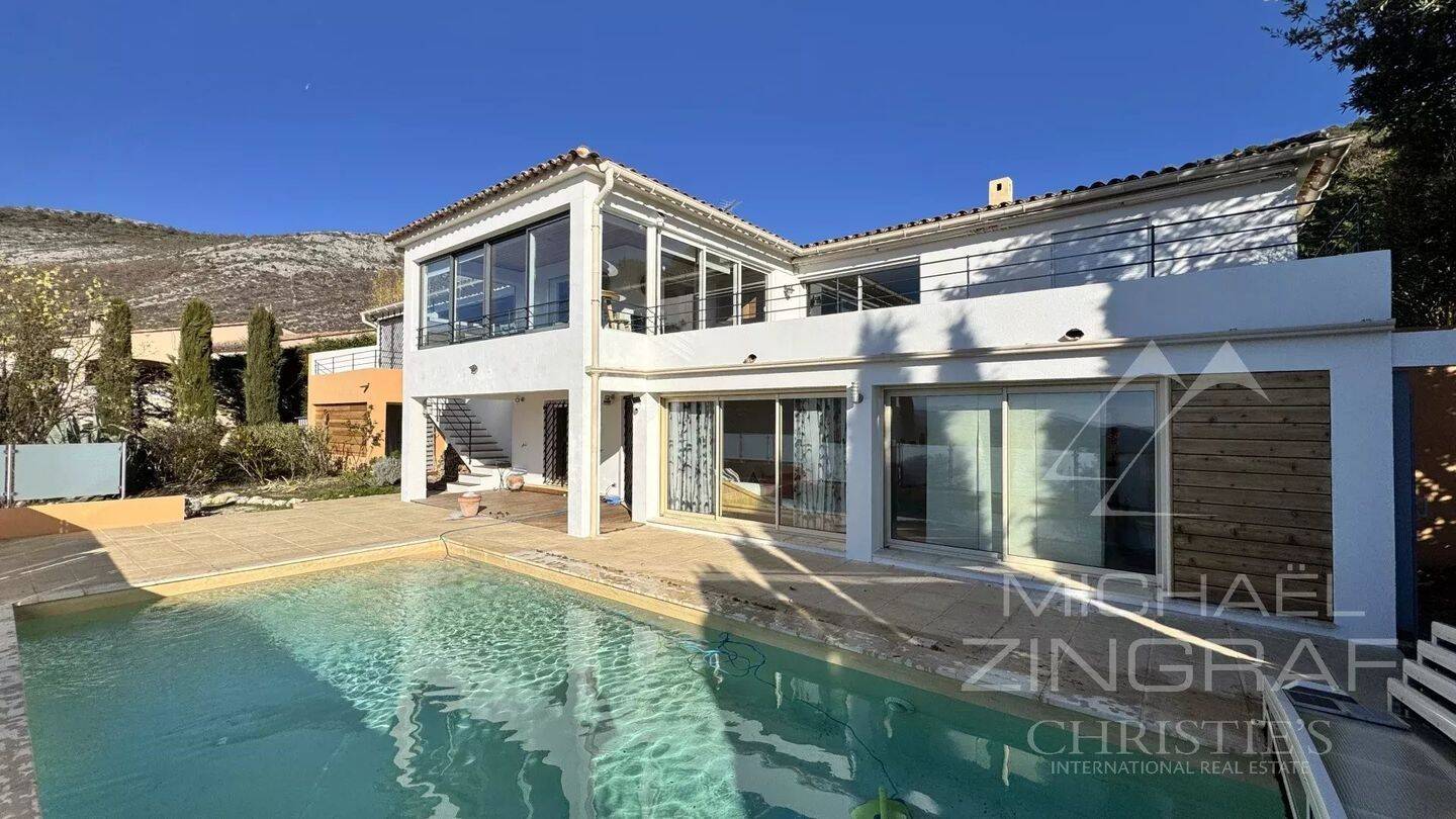 Maison à vendre, 274m², SAINT VALLIER DE THIEY