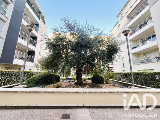 Appartement à vendre 243 000 € 3 pièces 2 chambres 62 m² Étage 4/5 Casselardit Toulouse 31300