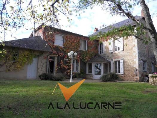 Maison à vendre 250 000 € 5 pièces 4 chambres 160 m² 2 300 m² de terrain Brignac la Plaine 19310