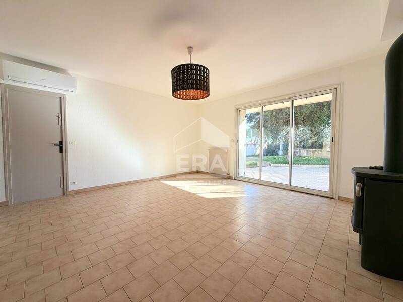 Maison à louer, 104m², LE PUY SAINTE REPARADE