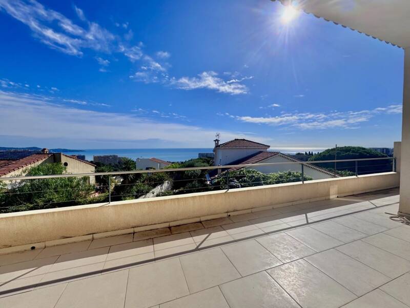 Maison à louer, 61m², NICE