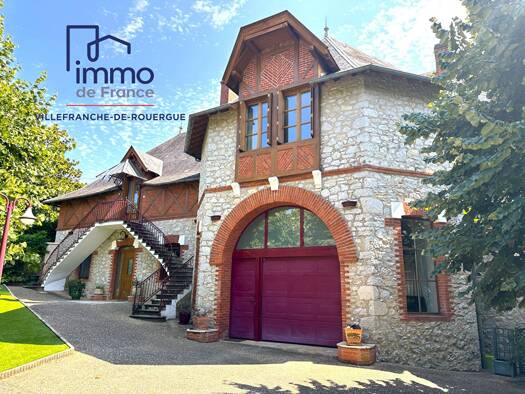 Maison à vendre 425 000 € 13 pièces 6 chambres 254 m² 1 400 m² de terrain Segala Sud Villefranche de Rouergue 12200