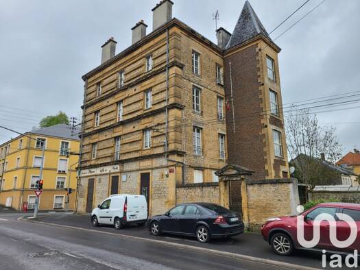 Immeuble à vendre 219 900 € 1 138 m² Centre Sedan 08200