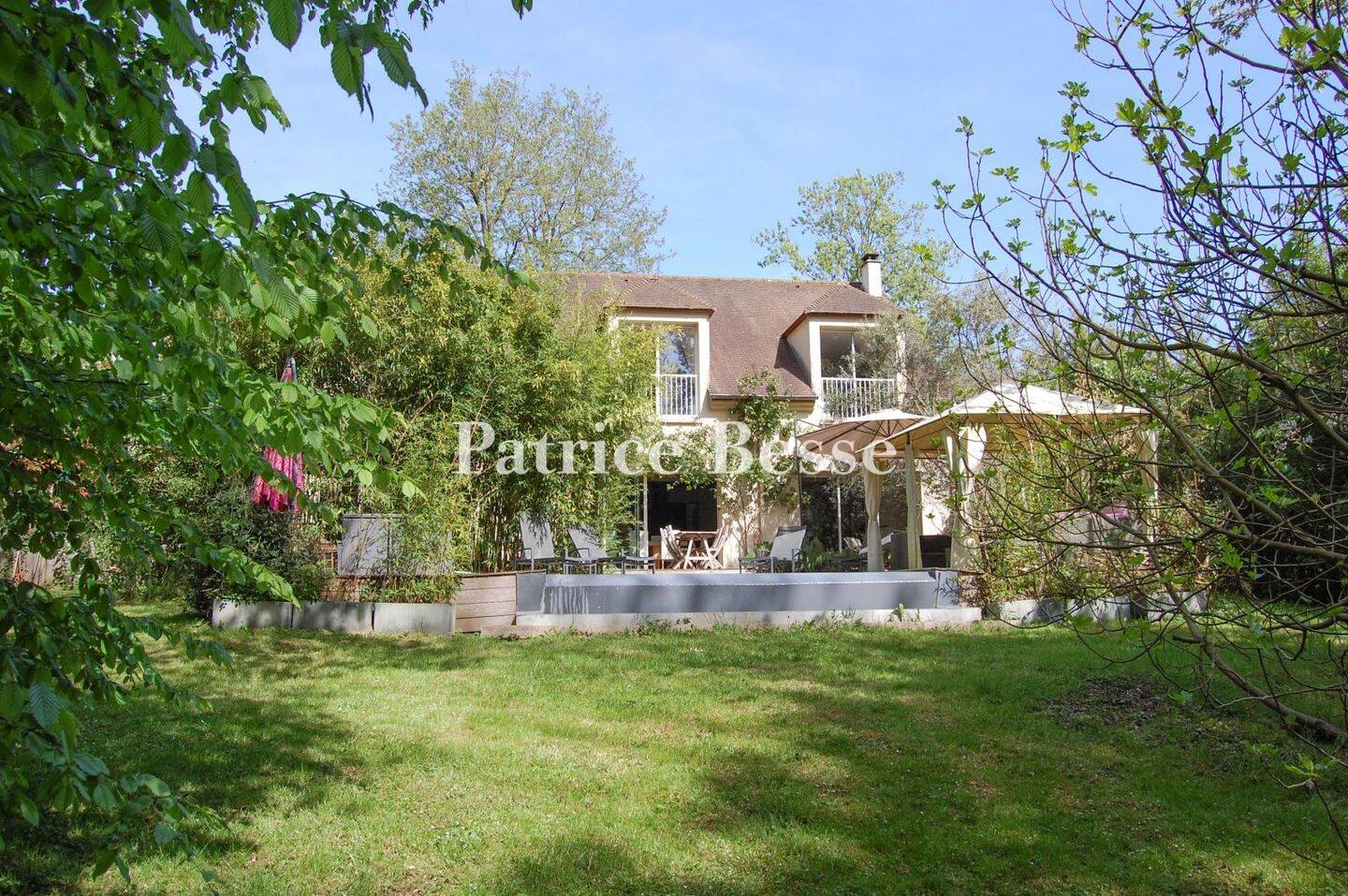 Maison à vendre, 370m², L'ETANG LA VILLE