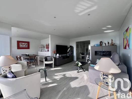 Appartement à vendre 229 000 € 3 pièces 2 chambres 83 m² Étage 6/8 Centre Seclin 59113
