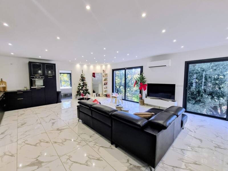 Maison à vendre, 130m², FLASSANS SUR ISSOLE