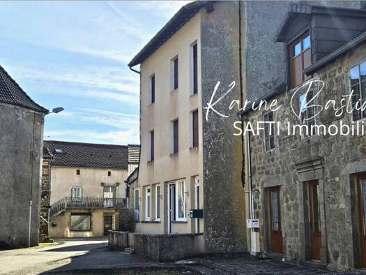 Maison à vendre 137 000 € 16 pièces 10 chambres 280 m² 100 m² de terrain Le Béage 07630