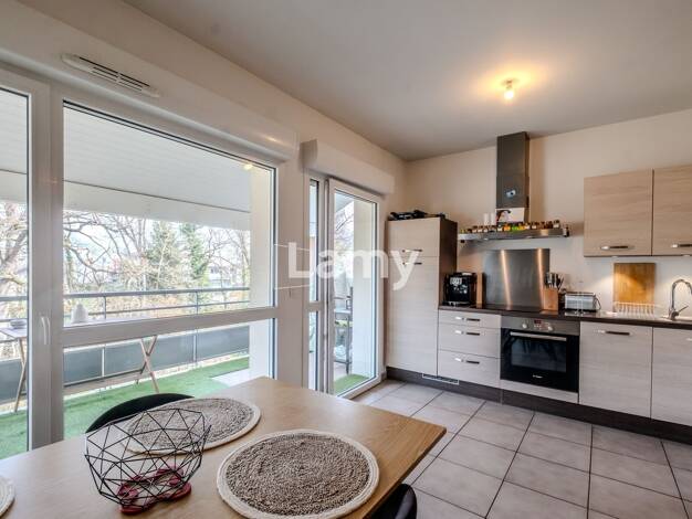 Appartement à vendre 195 000 € 2 pièces 1 chambre 45,3 m² Étage 2/2 Nord Vétraz-Monthoux 74100