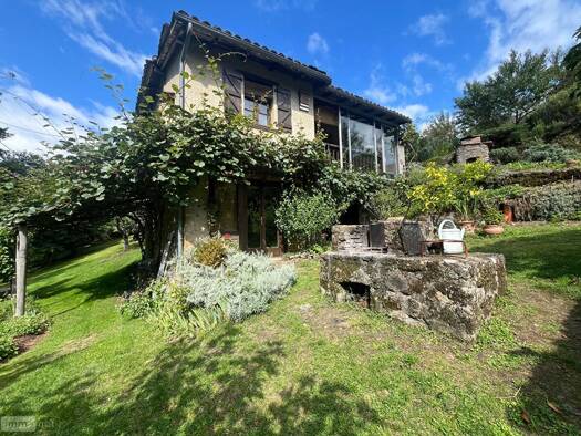 Maison à vendre 296 500 € 4 pièces 3 chambres 112,2 m² 37 301 m² de terrain Saint-Perdoux 46100