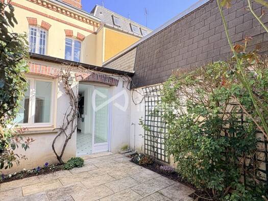 Maison à vendre 289 000 € 5 pièces 3 chambres 115 m² Jouy 28300