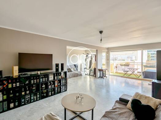Appartement à vendre 389 000 € 4 pièces 2 chambres 104,13 m² Étage 4/6 Hyères 83400