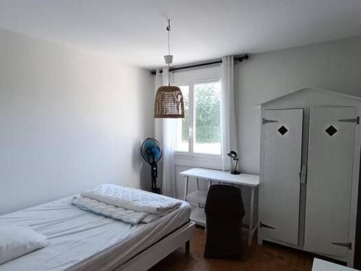 Colocation à louer 705 € 1 pièce 30 m² Caudéran Bordeaux 33200