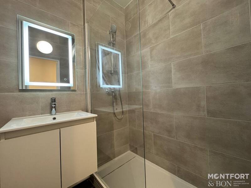 Maison à louer, 23m², PARIS 16E