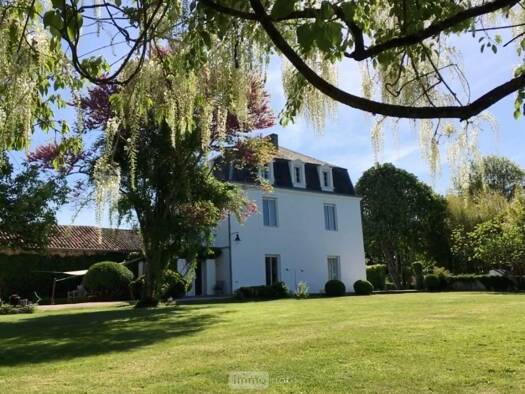 Maison à vendre 525 000 € 6 pièces 3 chambres 205 m² 10 840 m² de terrain Boulazac Isle Manoire 24330