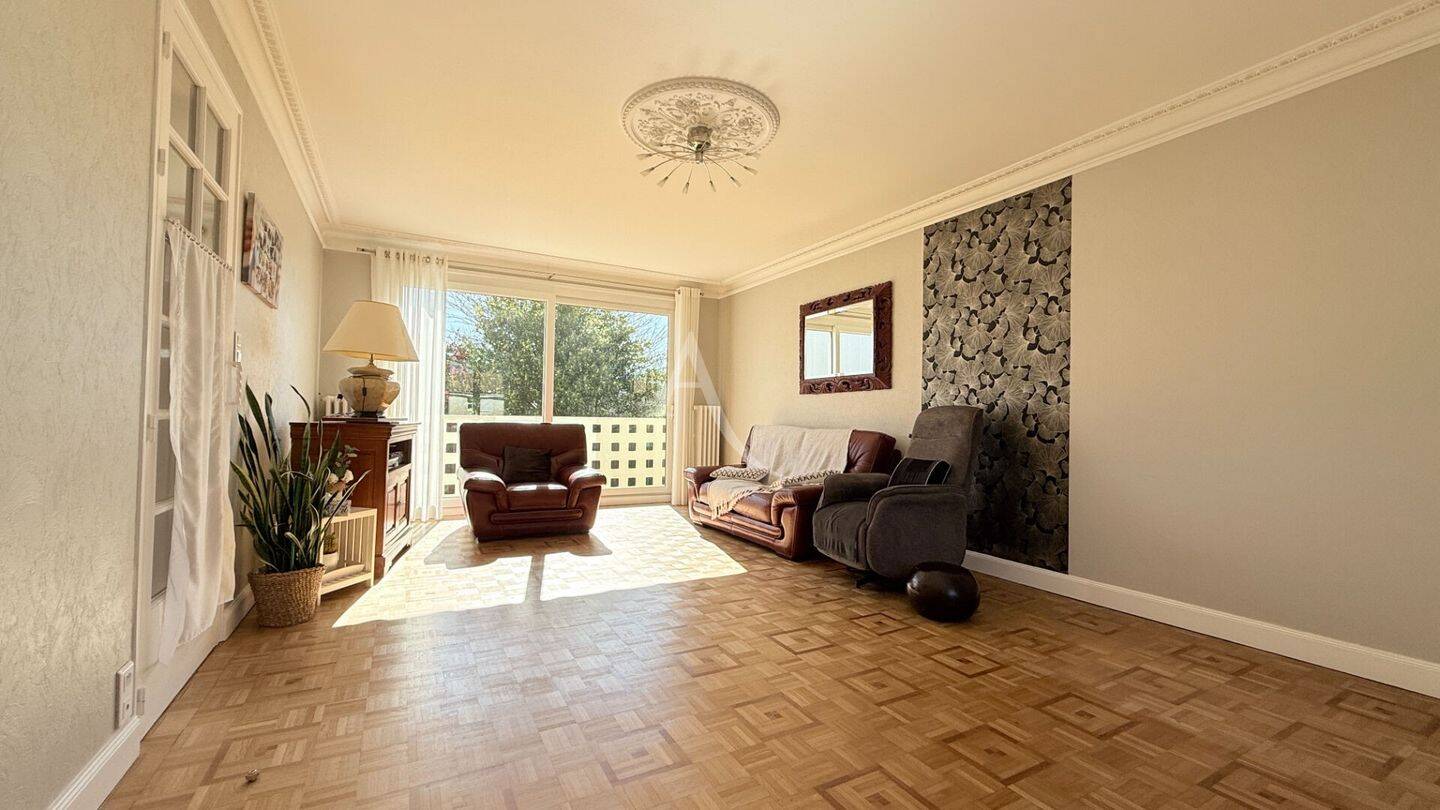 Maison à vendre, 121m², LA ROCHE SUR YON