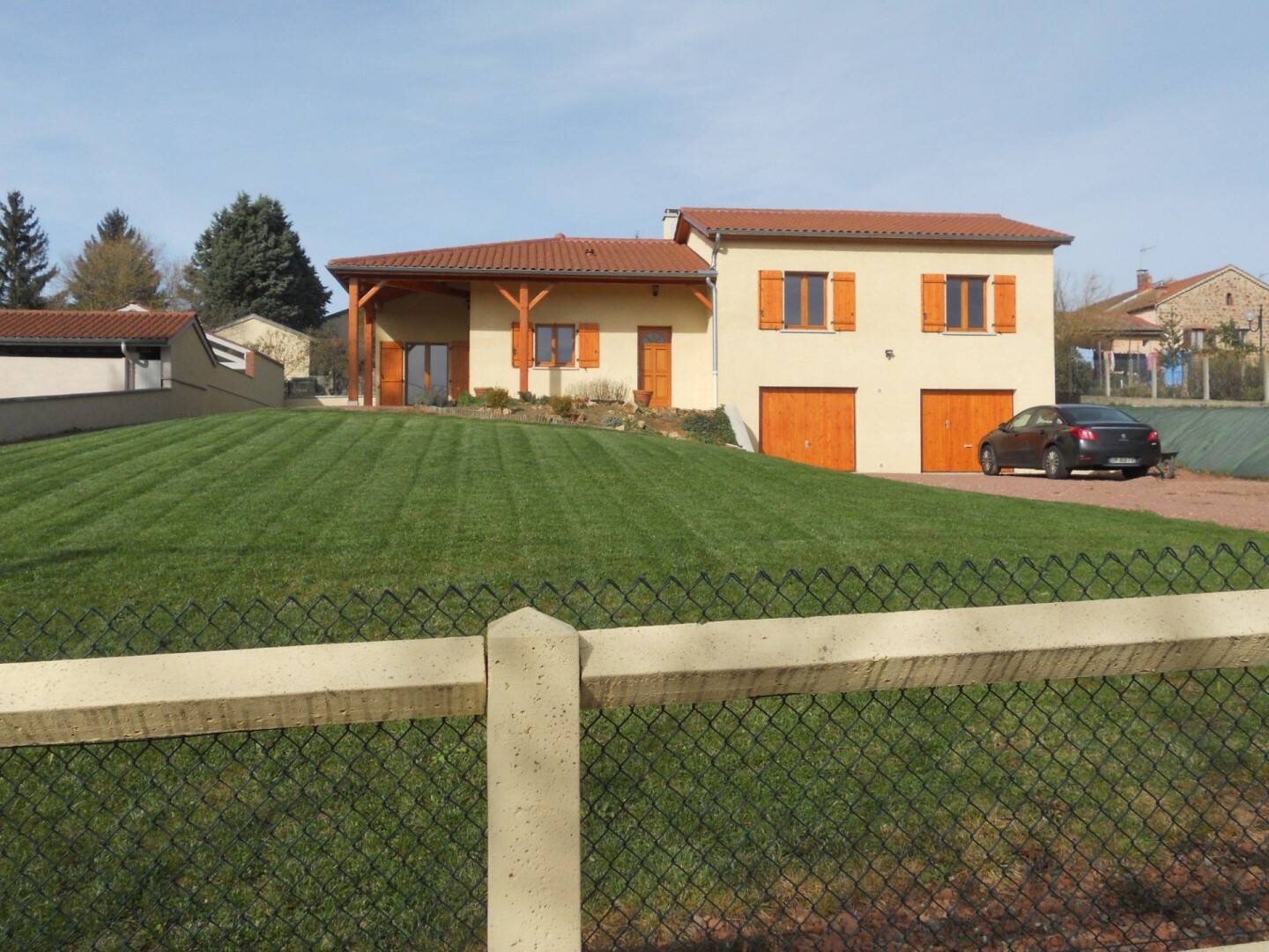 Maison à louer, 109m², SAINT MARCEL DE FELINES