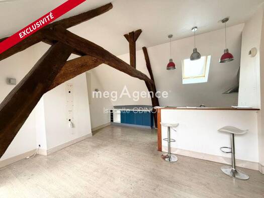 Appartement à vendre 188 000 € 2 pièces 1 chambre 62 m² Étage 2/2 Bas Maule 78580