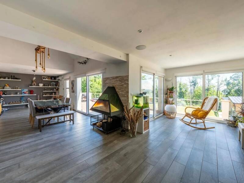 Maison à vendre, 239m², LINAS