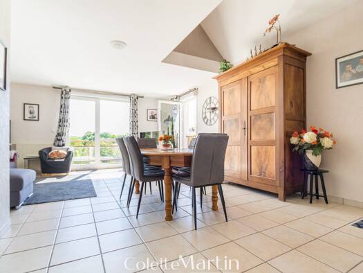 Appartement à vendre 420 000 € 6 pièces 4 chambres 127,9 m² Étage 2/2 Dijon 21000