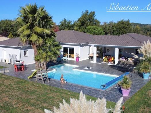 Maison à vendre 599 000 € 5 pièces 4 chambres 195 m² 2 813 m² de terrain Foulayronnes 47510
