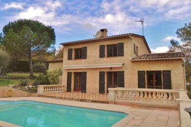 Villa à louer 3 300 € 5 pièces 4 chambres 143,4 m² 1 400 m² de terrain Le Rouret 06650