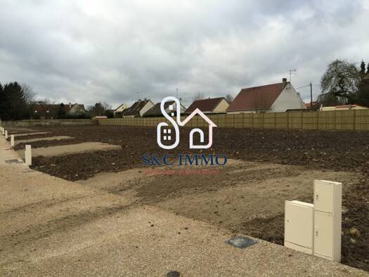 Terrain à vendre 99 000 € 723 m² de terrain Chamigny 77260