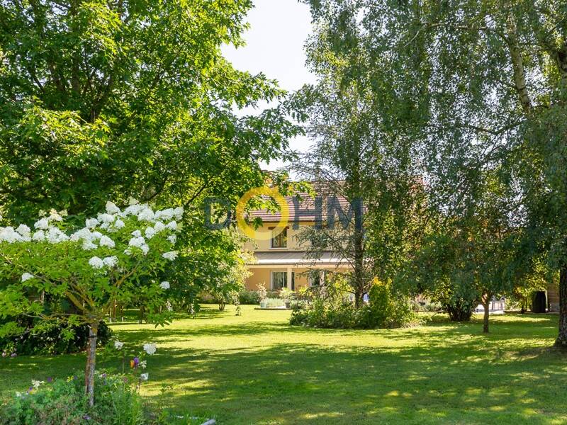 Maison à vendre, 214m², SAINT DIDIER DE LA TOUR