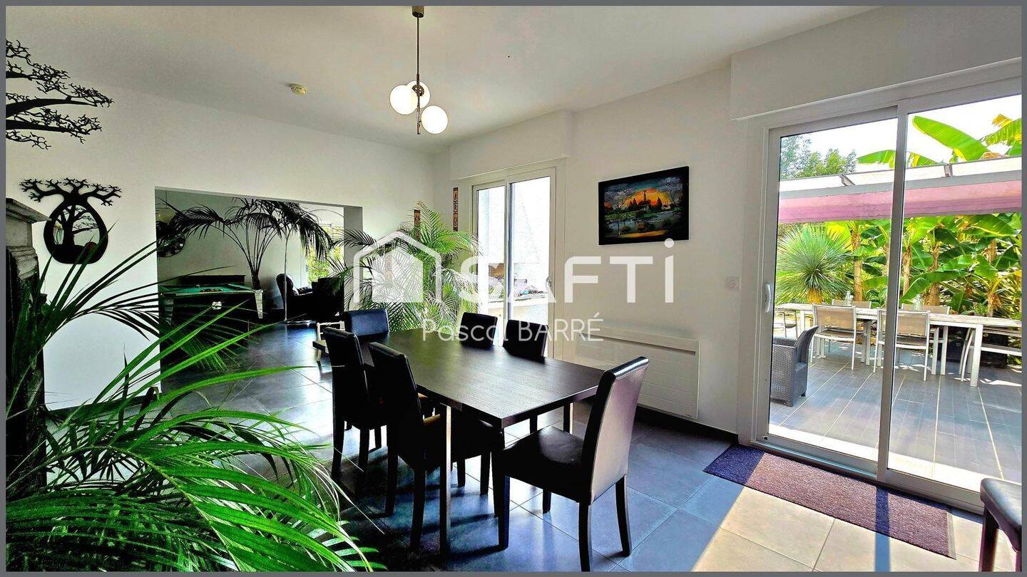 Maison à vendre, 301m², NIEUL LE DOLENT