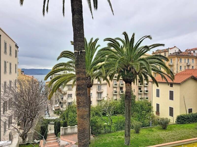 Maison à louer, 125m², AJACCIO