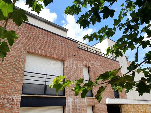 Appartement à vendre 320 000 € 3 pièces 2 chambres 82 m² 1er étage Henriville Amiens 80090