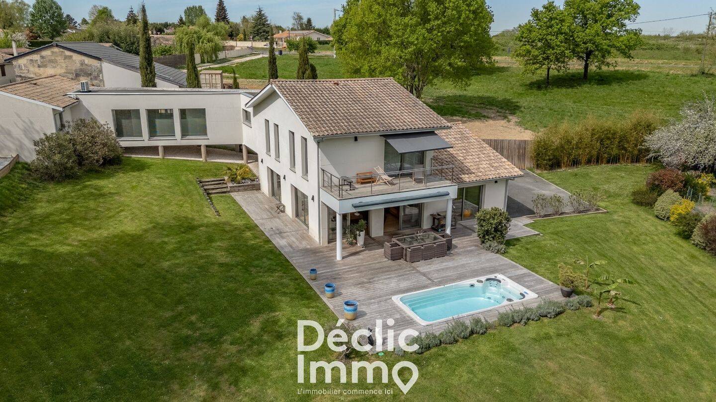 Maison à vendre, 210m², FARGUES SAINT HILAIRE
