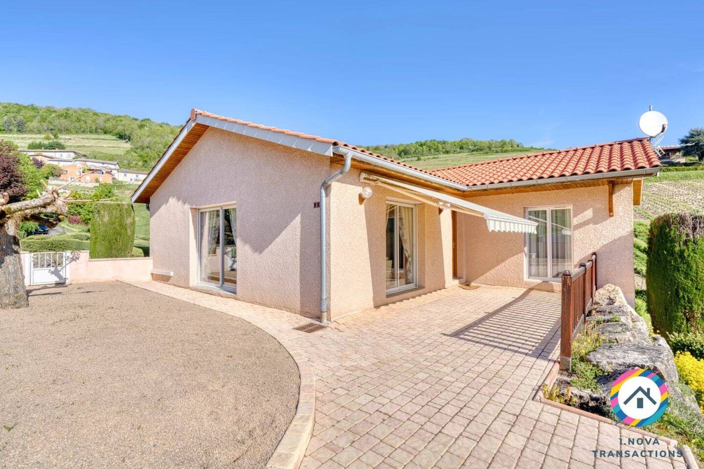 Maison à vendre, 181m², QUINCIE EN BEAUJOLAIS