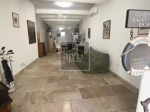 Appartement à vendre 162 500 € 2 pièces 1 chambre 56,3 m² RDC/2 Rognes 13840