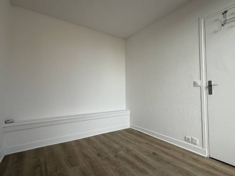 Maison à louer, 10m², SURESNES