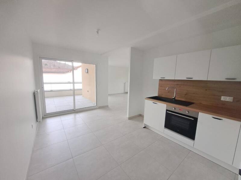 Maison à louer, 70m², VARCES ALLIERES ET RISSET