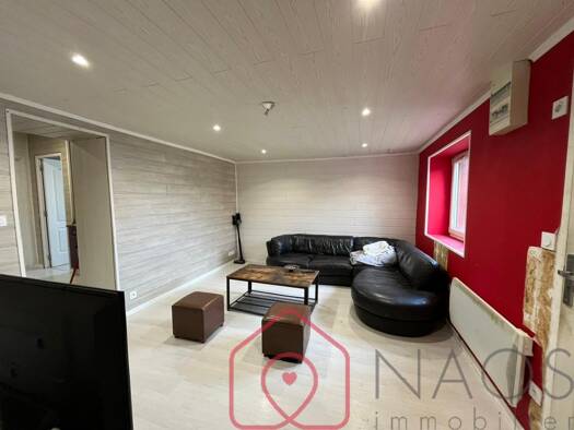 Maison de plain-pied à vendre 49 500 € 5 pièces 2 chambres 68 m² 433 m² de terrain Ménétréol-sur-Sauldre 18700