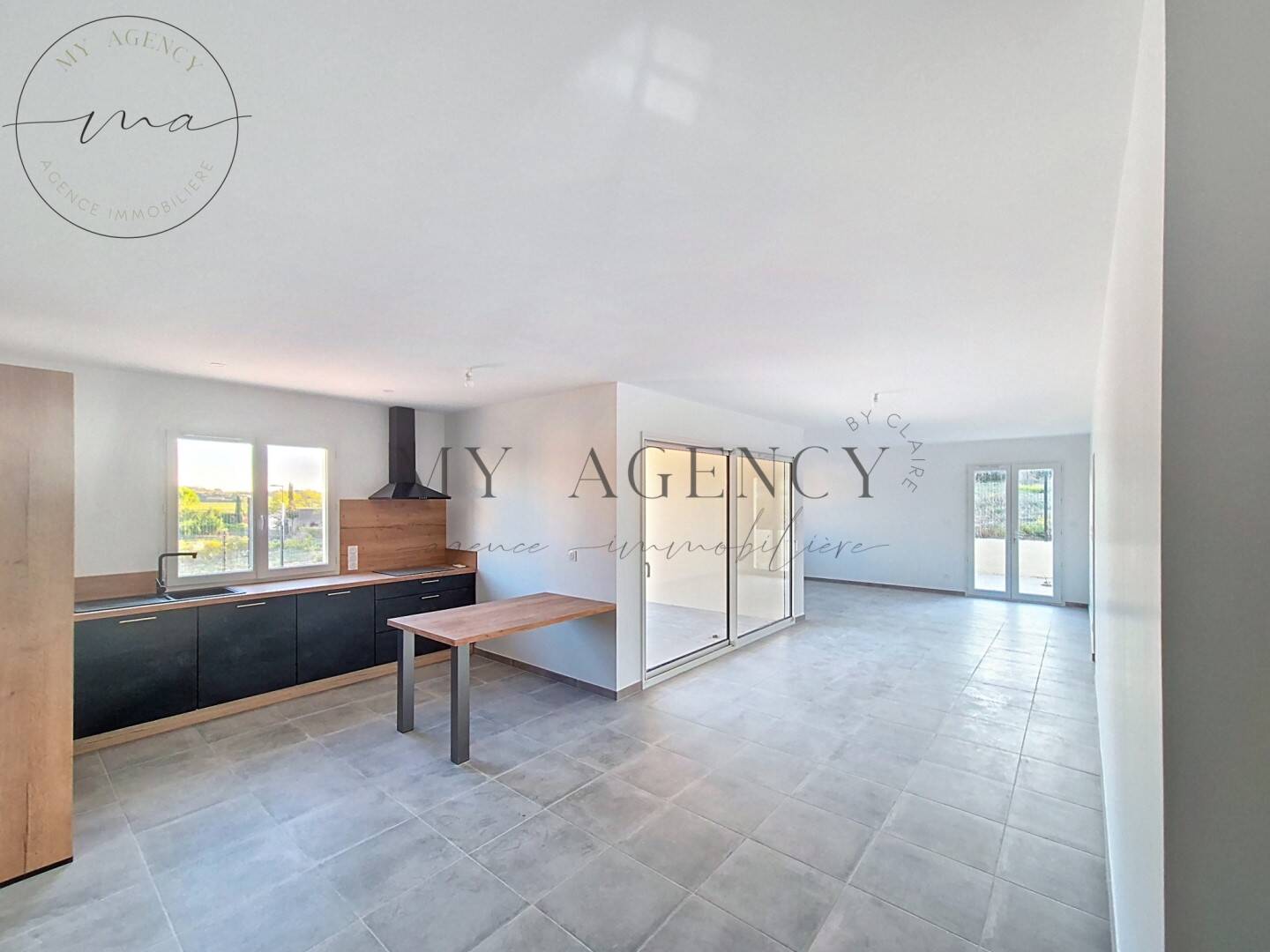 Maison à vendre, 98m², POUZOLLES