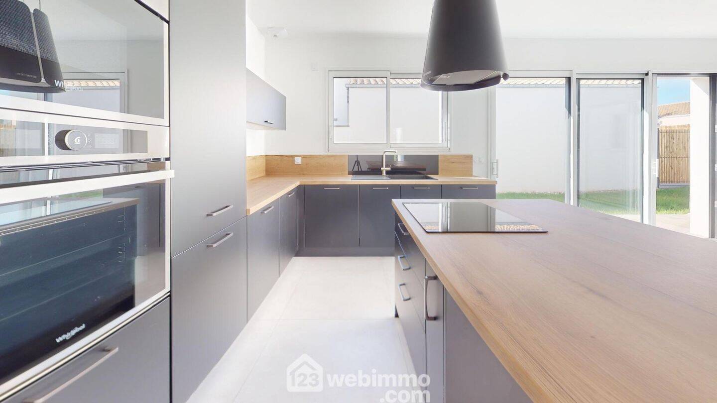 Maison à vendre, 116m², SAINT HILAIRE LA FORET