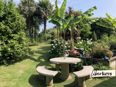 Maison à vendre 693 000 € 5 pièces 3 chambres 150 m² 8 000 m² de terrain Ustaritz 64480