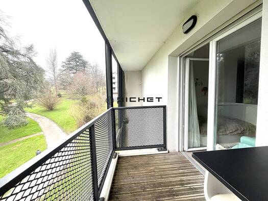 Appartement à vendre 91 000 € 1 pièce 23 m² Étage 2/2 Saint Esprit Bayonne 64100