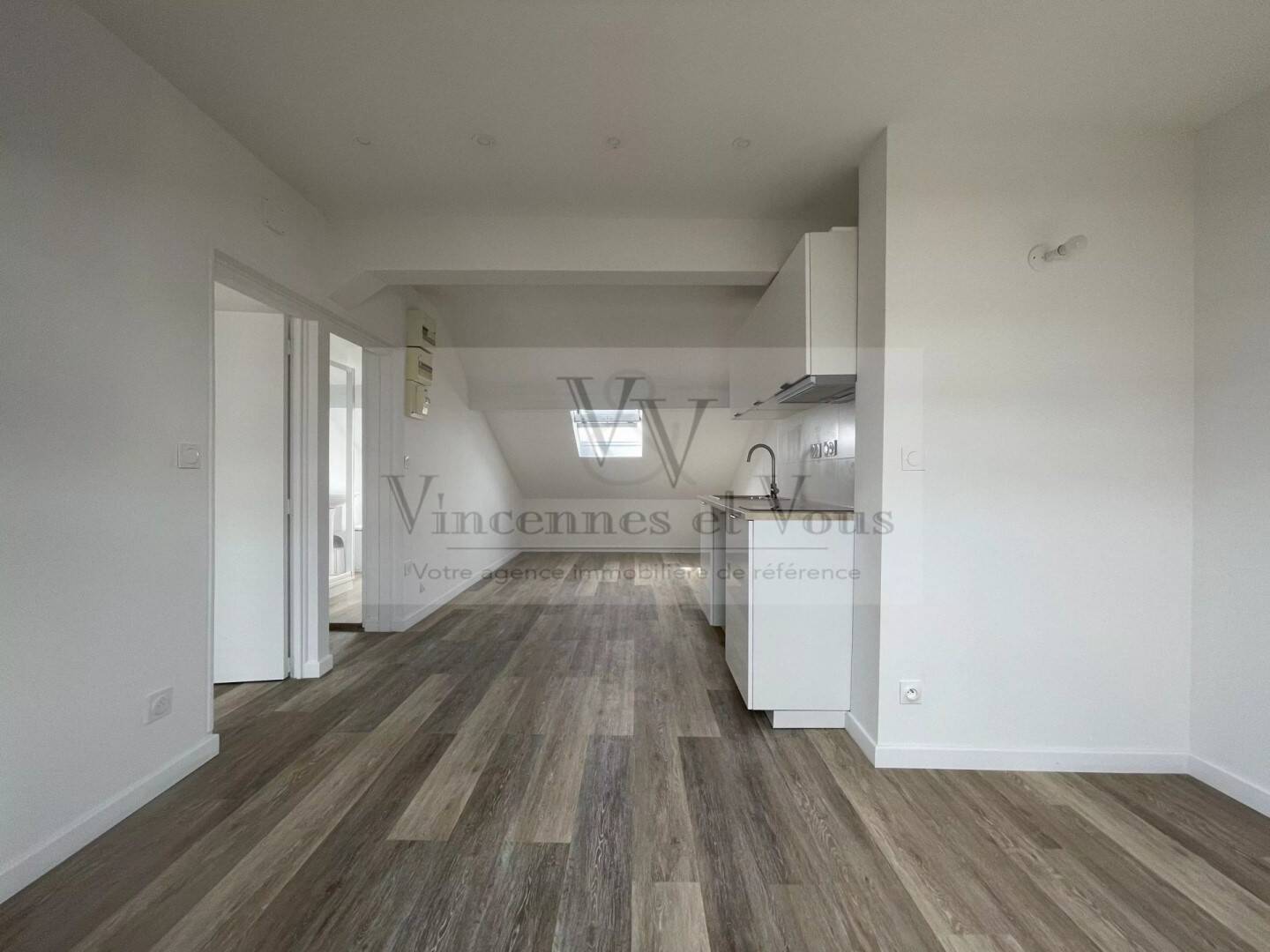 Maison à louer, 24m², SAINT MAUR DES FOSSES
