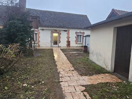 Maison à vendre 55 000 € 3 pièces 1 chambre 62,6 m² 390 m² de terrain Commune nouvelle d'Arrou 28290