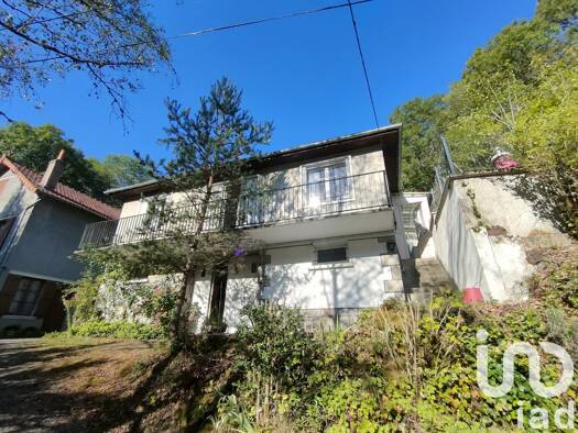 Pavillon à vendre 74 900 € 7 pièces 3 chambres 61,5 m² 1 120 m² de terrain Rive Droite Aubusson 23200