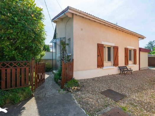 Maison à vendre 300 000 € 3 pièces 1 chambre 66 m² 150 m² de terrain Le Parc du Chateau Eaubonne 95600
