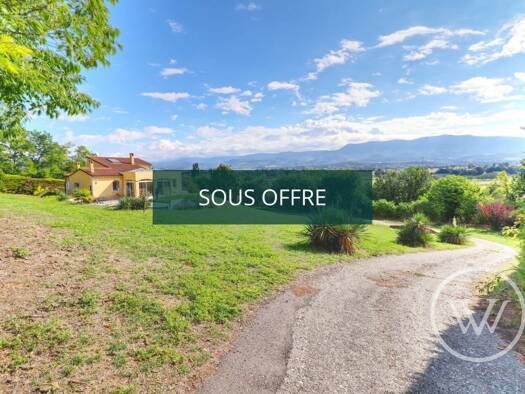 Villa à vendre 510 000 € 6 pièces 3 chambres 155,2 m² 5 839 m² de terrain Montmeyran 26120